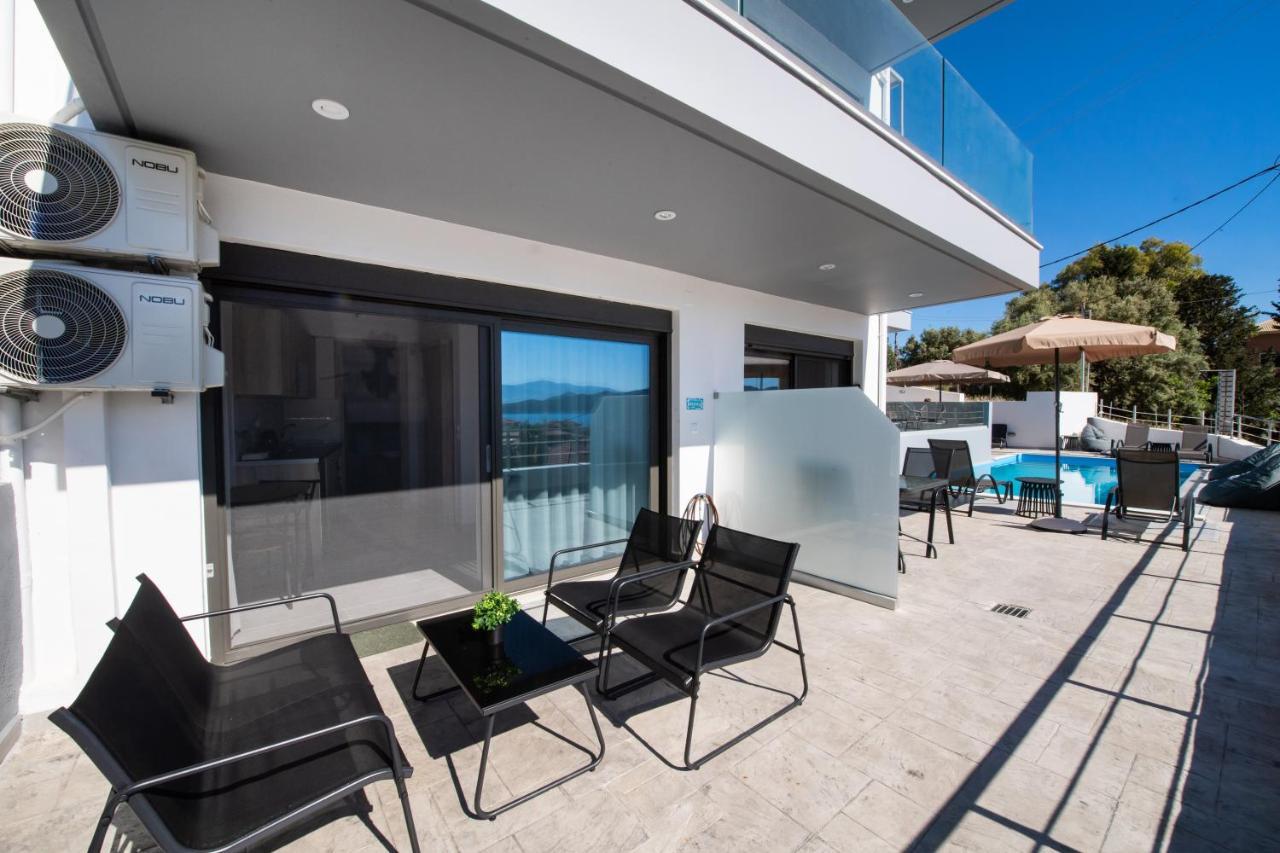 Angelica'S And Irene'S Design Apartments Swimming Pool Nikiana Exterior photo